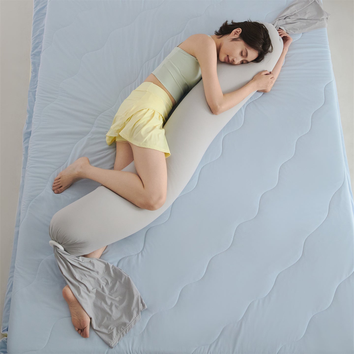 Skin-Friendly Multifunctional Maternity Side Sleeping Pillow