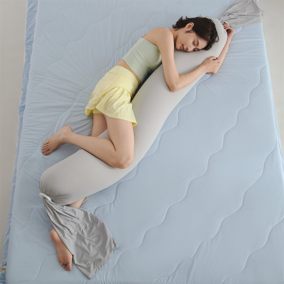 Skin-Friendly Multifunctional Maternity Side Sleeping Pillow
