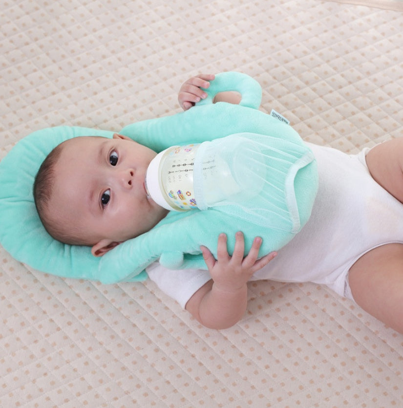 Plush Confinement Baby Feeding Pillow